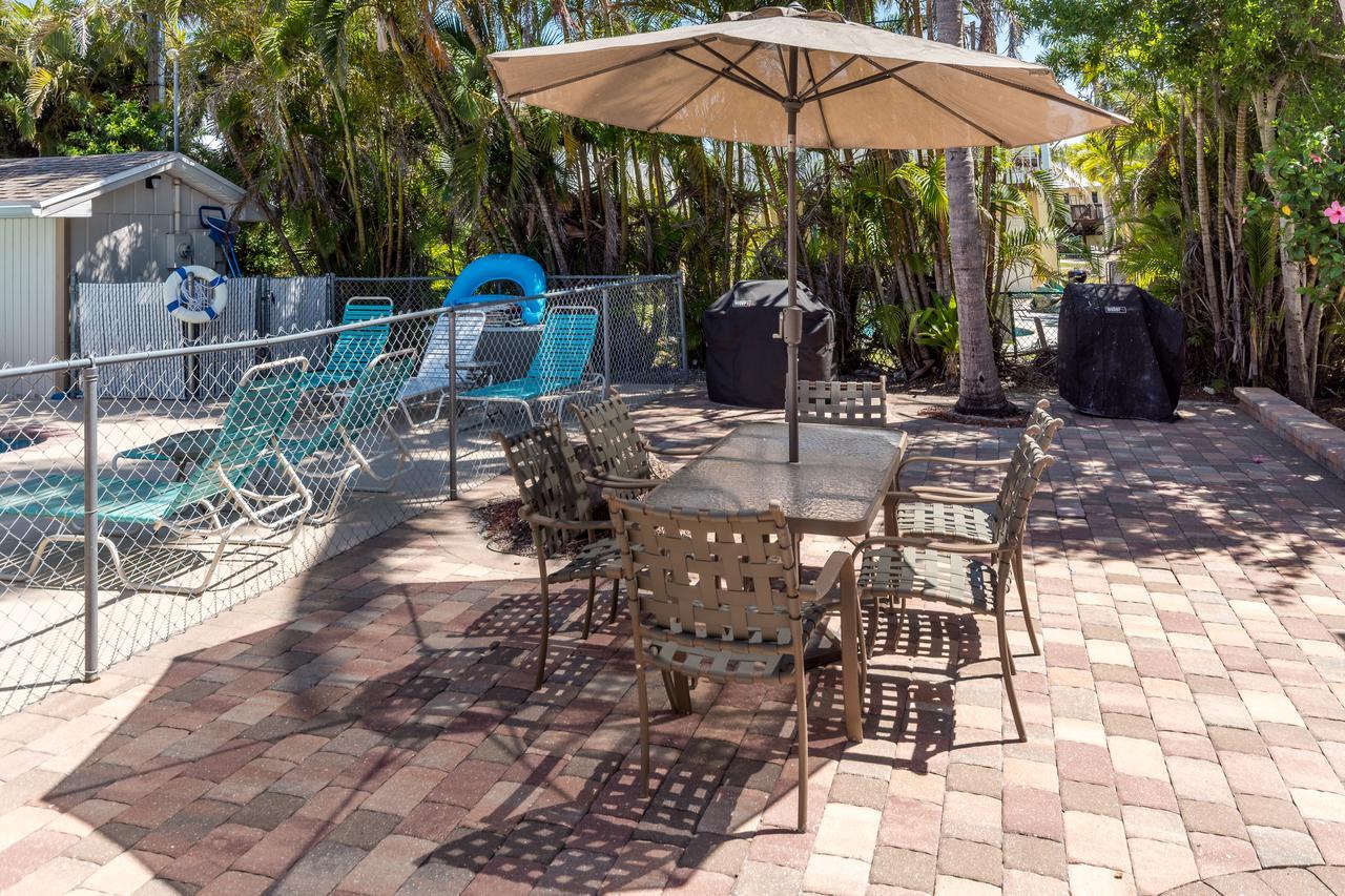 Gulf Breeze Condos Fort Myers Beach Extérieur photo