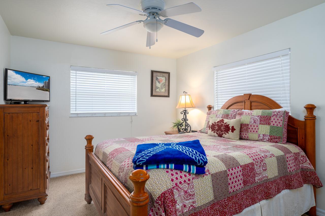 Gulf Breeze Condos Fort Myers Beach Extérieur photo