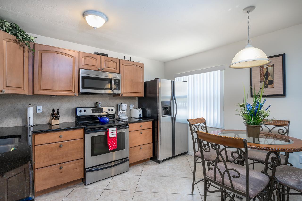 Gulf Breeze Condos Fort Myers Beach Extérieur photo