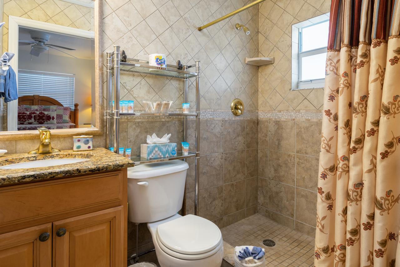 Gulf Breeze Condos Fort Myers Beach Extérieur photo